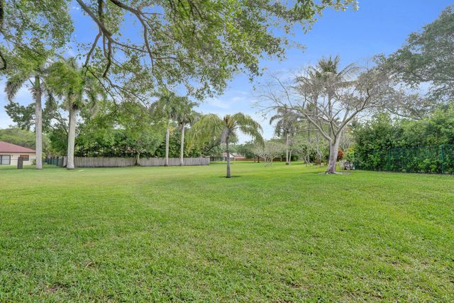 12213 Melissa Way, Cooper City, FL 33026