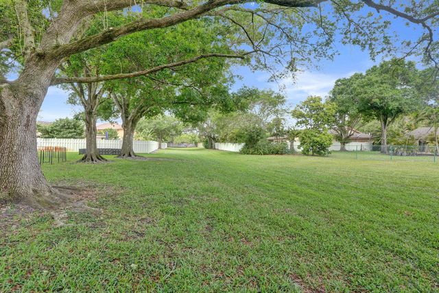 12213 Melissa Way, Cooper City, FL 33026