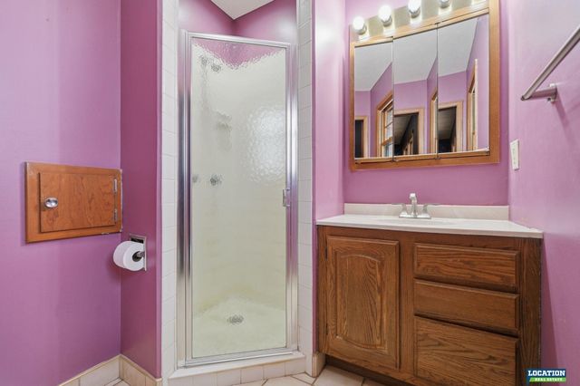 1135 Benton Street, Lincoln, NE 68521