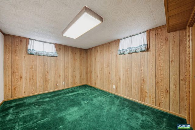 1135 Benton Street, Lincoln, NE 68521