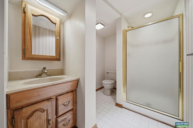 1135 Benton Street, Lincoln, NE 68521