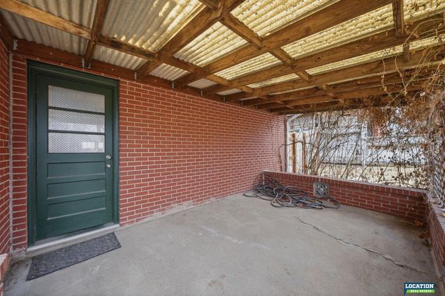 1135 Benton Street, Lincoln, NE 68521