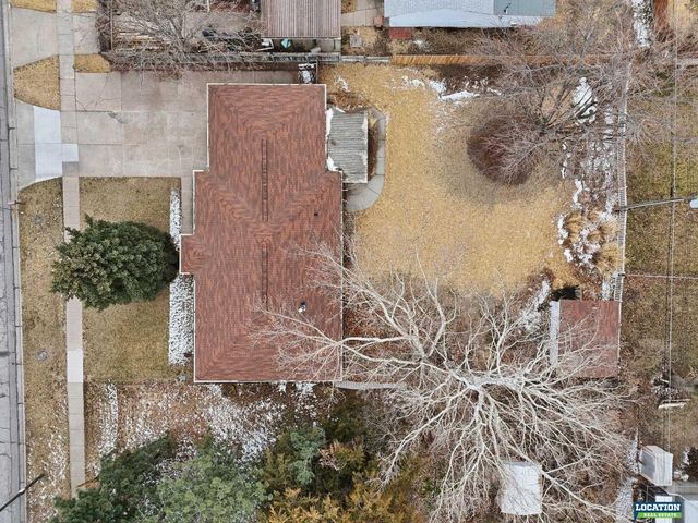 1135 Benton Street, Lincoln, NE 68521