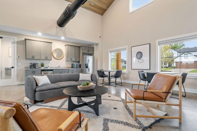 1120 Dundalk Trail, Woodbury, MN 55129