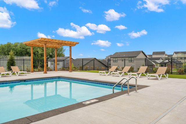 1120 Dundalk Trail, Woodbury, MN 55129