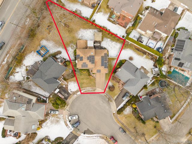 824 Lawrence Court, West Hempstead, NY 11552