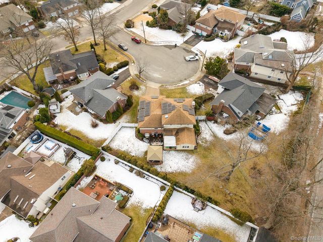 824 Lawrence Court, West Hempstead, NY 11552