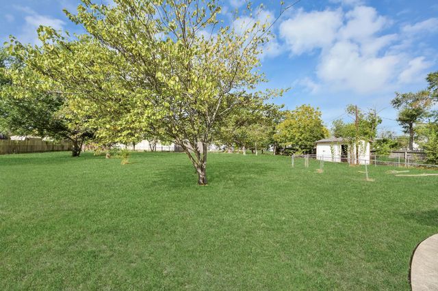 4619 Frontier Drive, Houston, TX 77041