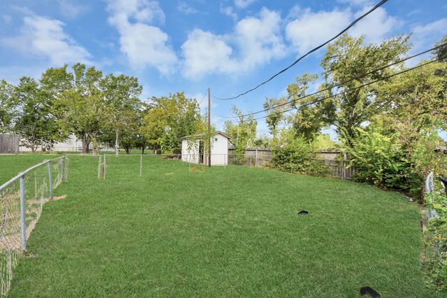 4619 Frontier Drive, Houston, TX 77041