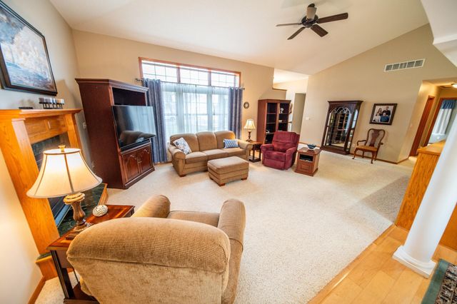 4219 Arbor Lane NW, Rochester, MN 55901