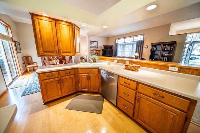 4219 Arbor Lane NW, Rochester, MN 55901