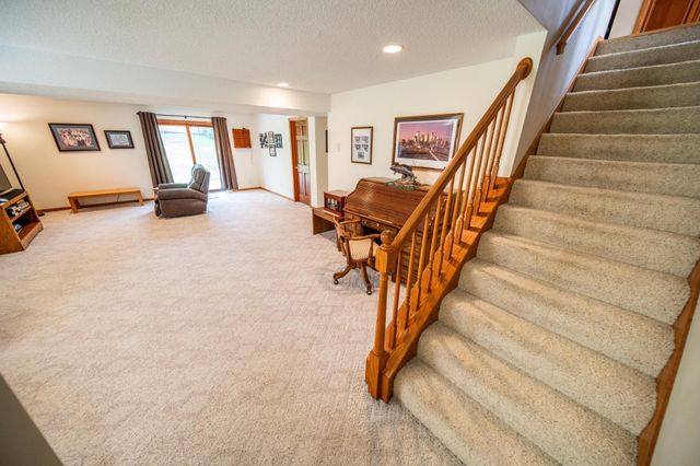 4219 Arbor Lane NW, Rochester, MN 55901