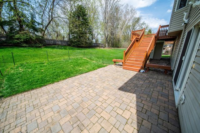 4219 Arbor Lane NW, Rochester, MN 55901