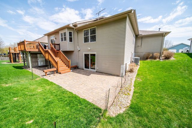 4219 Arbor Lane NW, Rochester, MN 55901