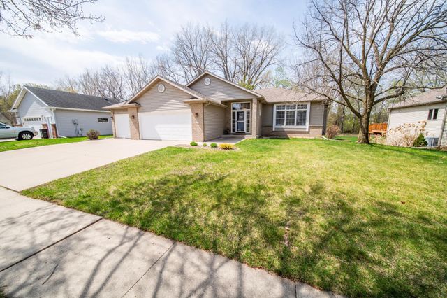 4219 Arbor Lane NW, Rochester, MN 55901