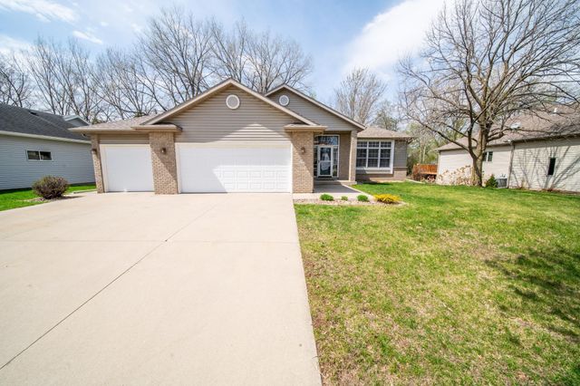 4219 Arbor Lane NW, Rochester, MN 55901