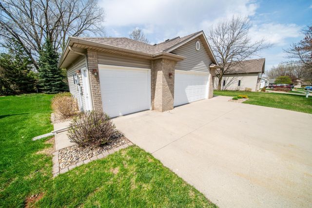 4219 Arbor Lane NW, Rochester, MN 55901