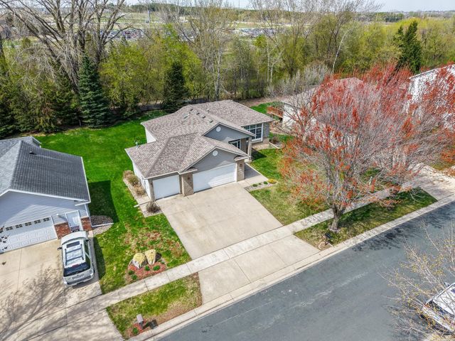 4219 Arbor Lane NW, Rochester, MN 55901