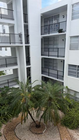 6901 Cypress Road C14, Plantation, FL 33317