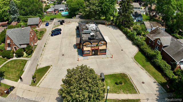 4429 S Wayne Road, Wayne, MI 48184