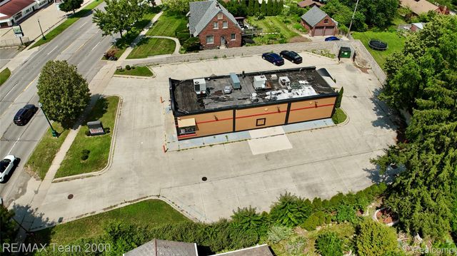 4429 S Wayne Road, Wayne, MI 48184