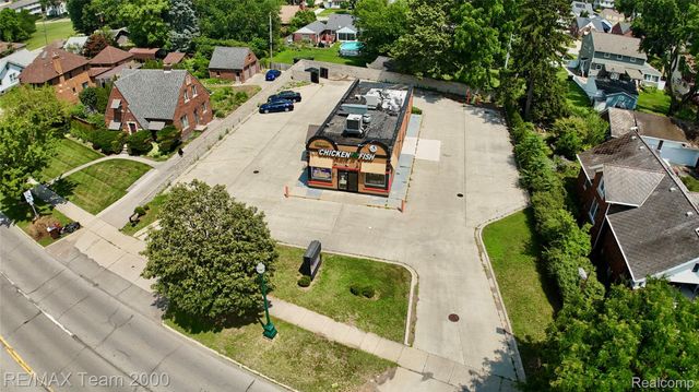 4429 S Wayne Road, Wayne, MI 48184