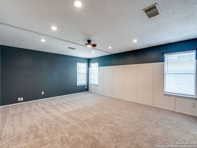 16739 Basin Oak, San Antonio, TX 78247