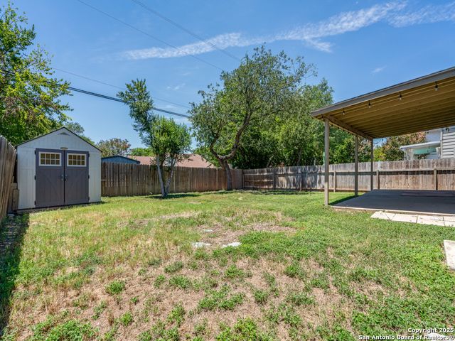 16739 Basin Oak, San Antonio, TX 78247