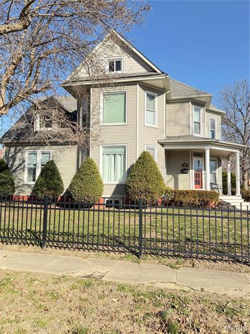221 E Main Street, Greenville, IL 62246