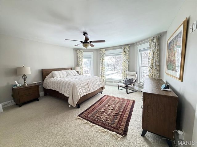 221 E Main Street, Greenville, IL 62246