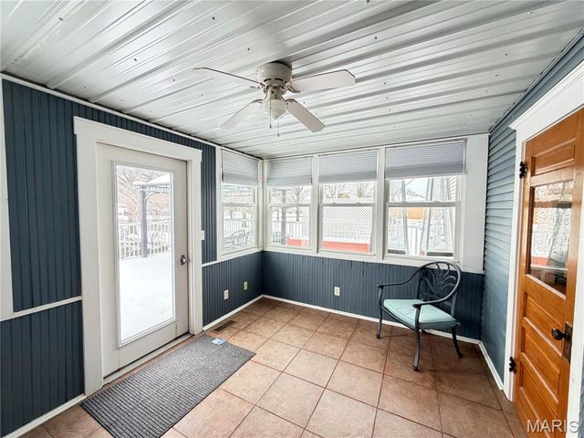 221 E Main Street, Greenville, IL 62246