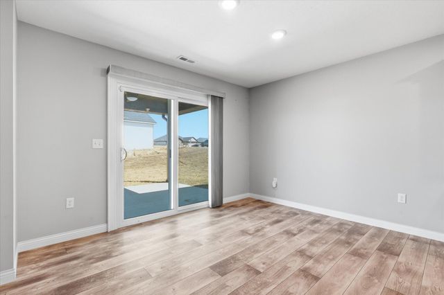 3407 YELLOWWOOD DR, Columbia, MO 65202