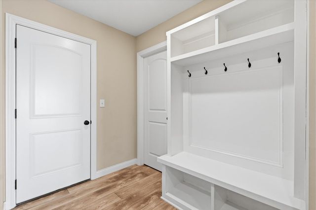 3407 YELLOWWOOD DR, Columbia, MO 65202