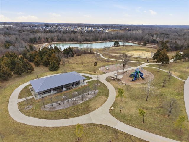 3407 YELLOWWOOD DR, Columbia, MO 65202