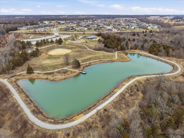 3407 YELLOWWOOD DR, Columbia, MO 65202