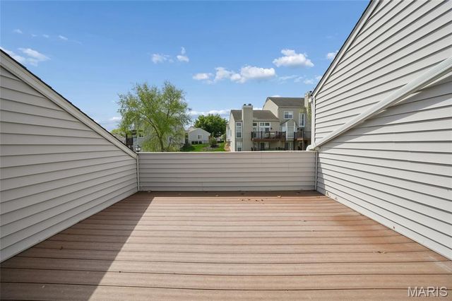 1848 Ridgeview Circle Drive, Ballwin, MO 63021