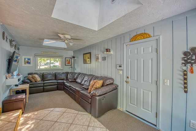 21 Tosca Drive, Brockton, MA 02301