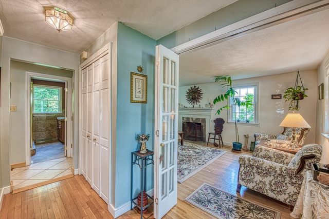 21 Tosca Drive, Brockton, MA 02301
