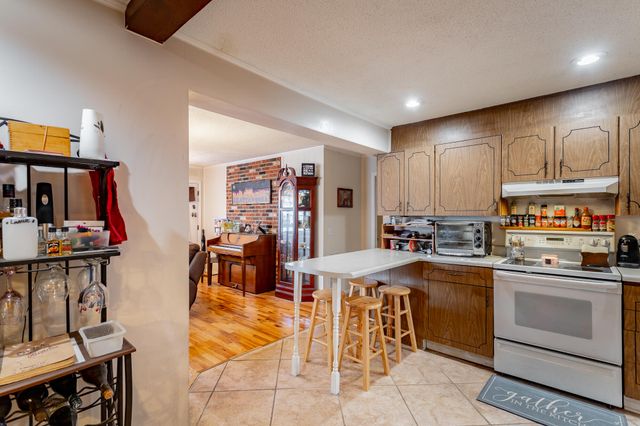 2001 Tombras Avenue, Chattanooga, TN 37412