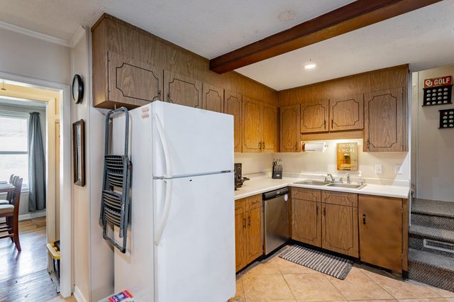 2001 Tombras Avenue, Chattanooga, TN 37412