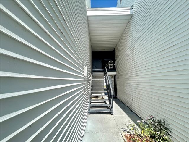 705 HAVEN PLACE 705, Tarpon Springs, FL 34689