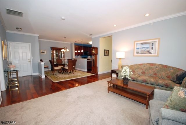 7 Cliff Rd D3, Woodland Park, NJ 07424