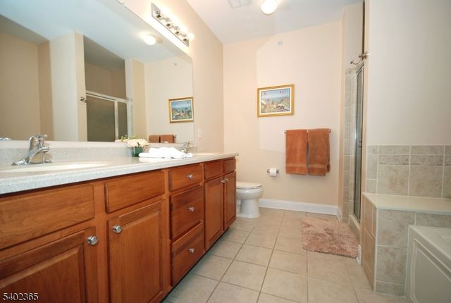 7 Cliff Rd D3, Woodland Park, NJ 07424