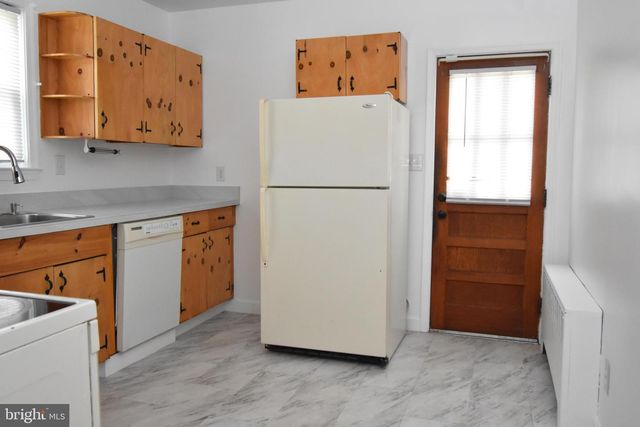 3403 N ROLLING RD, Baltimore, MD 21244