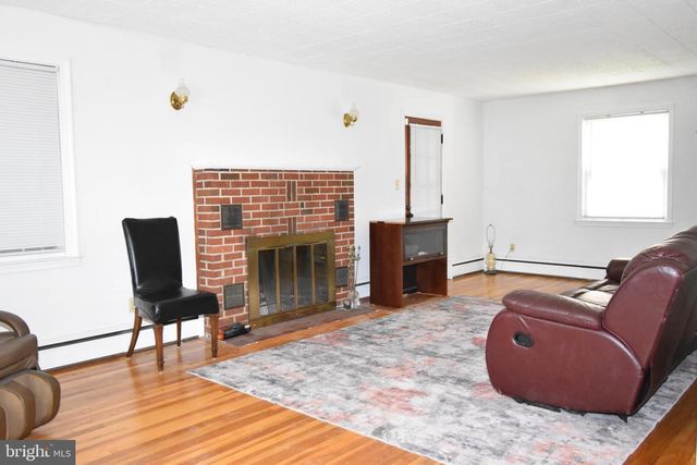 3403 N ROLLING RD, Baltimore, MD 21244