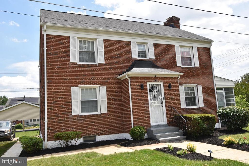 3403 N ROLLING RD, Baltimore, MD 21244