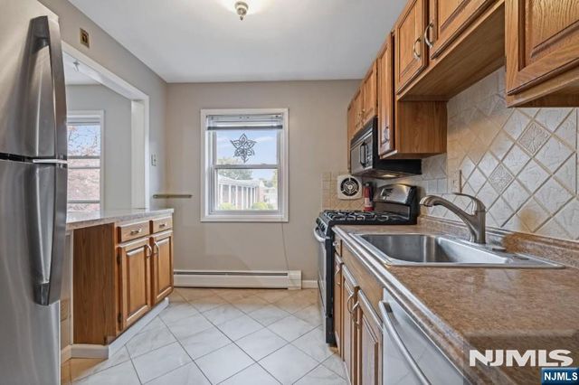 16 Knox Terrace 2D, Wayne, NJ 07470