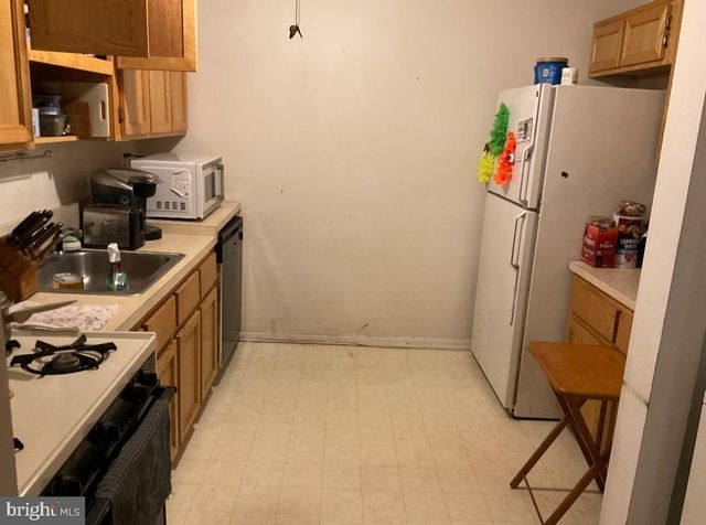 22 FAULKNER CT, Burlington Township, NJ 08016