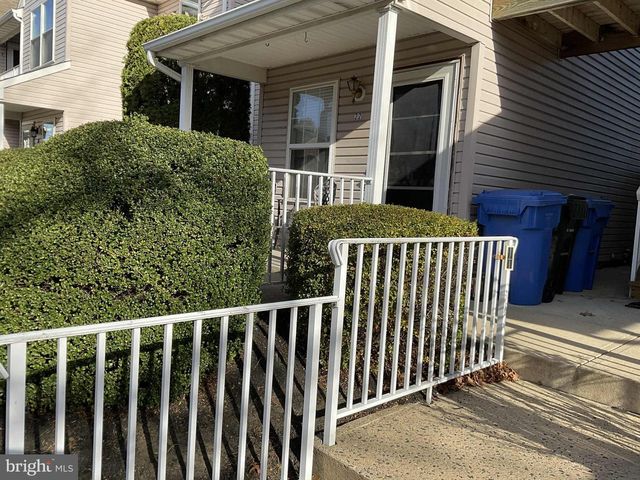 22 FAULKNER CT, Burlington Township, NJ 08016