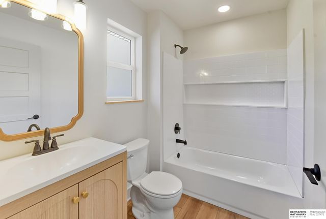 2210 N 26th Street, Omaha, NE 68111